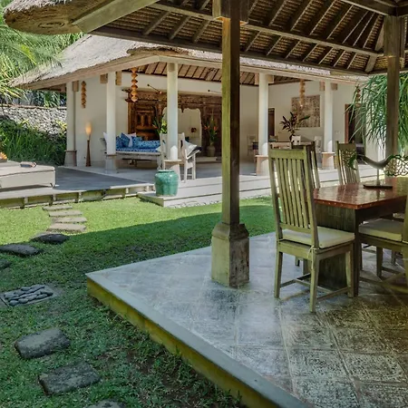 Villa Tirta Naga Bali Seminyak  Exterior photo