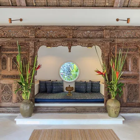 Villa Tirta Naga Bali Seminyak  Exterior photo