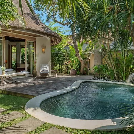 Villa Tirta Naga Bali Seminyak  Exterior photo